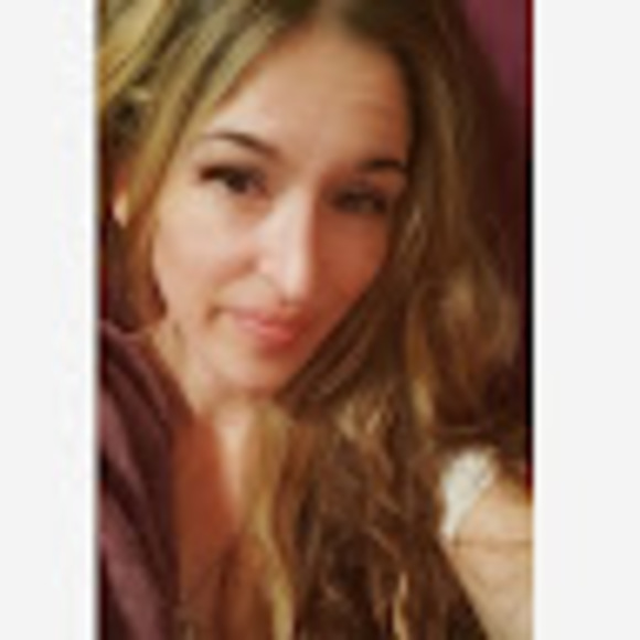 Meet your Posher, Rachel - Picture 1 of 1